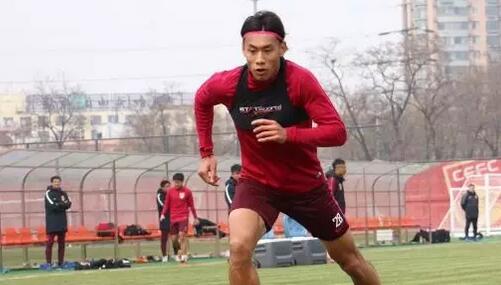原著不仅有充满魅力的剧情、人物和精彩的格斗，更有宏大而丰富的世界观和主题，是公认的科幻漫画经典